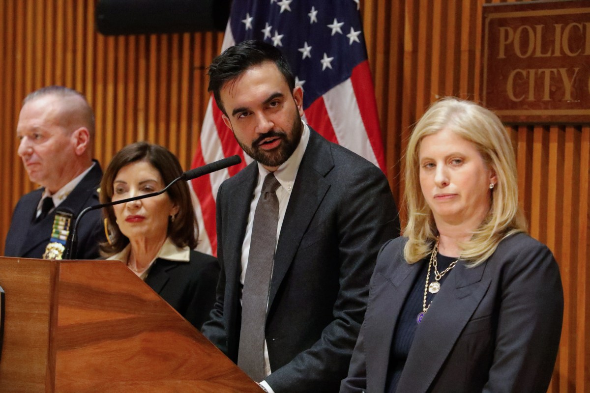 Mayor Zohran Mamdani speaks at One Police Plaza alongside Gov. Kathy Hochul and NYPD Commissioner Jessica Tisch