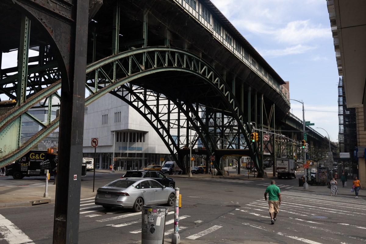 An elevated 1 train station provided transportation to a Columbia University campus on West 125th Street,