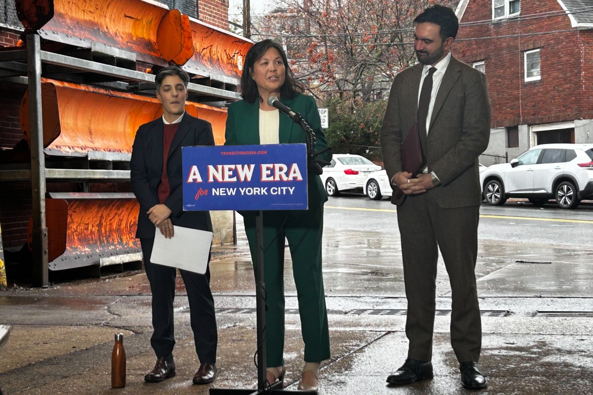 Julie Su speaks on Staten Island next to Mayor-elect Zohran Mamdani about her appointment as Deputy Mayor for Economic Justice,
